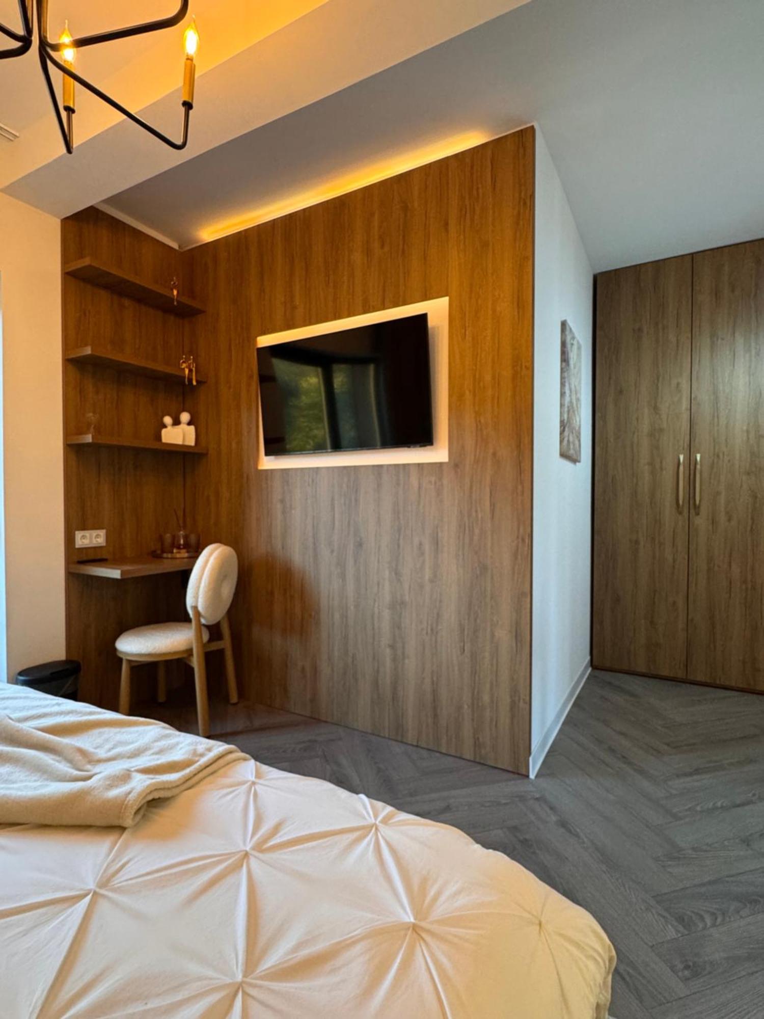 Greg Rooms Sinaia Luaran gambar